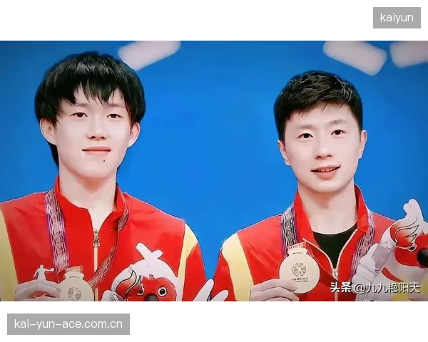 中国乒乓球男队完成换代,王楚钦接替马龙出任新一代队伍领袖。 中国乒乓球男队完成换代,王楚钦接替马龙出任新一代队伍领袖。